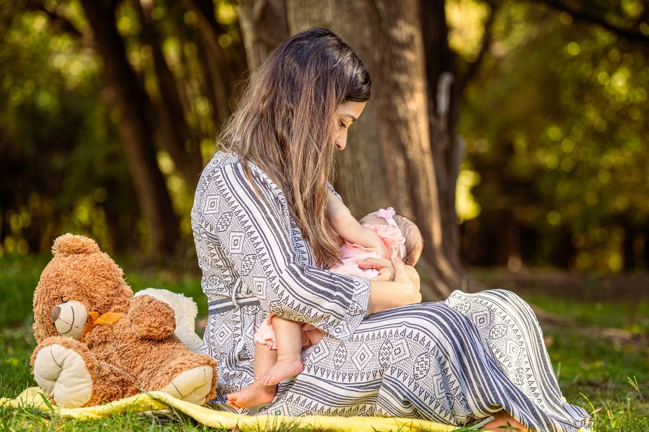 Is Keto Safe While Breastfeeding? What Experts Say