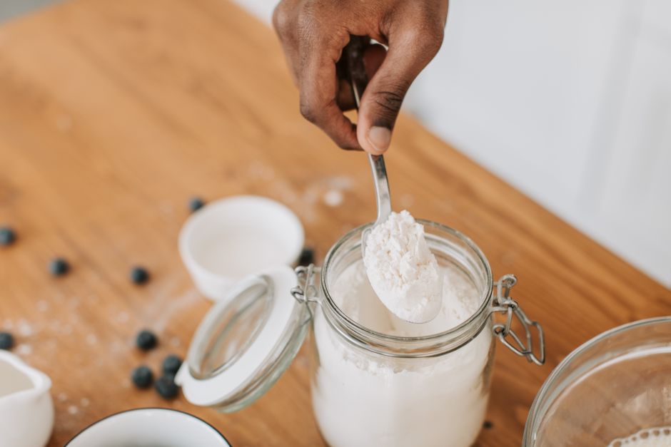 Best 12 Keto Sweeteners for Baking: Zero Aftertaste Options