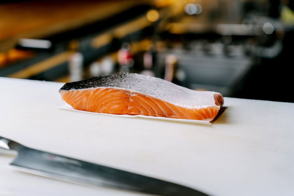 Crispy Keto Salmon: Restaurant-Quality in 20 Minutes
